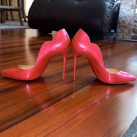 Louboutin ‘Hot Chick’ 100 Fluorescent Metal Pumps - Picture 9 of 14